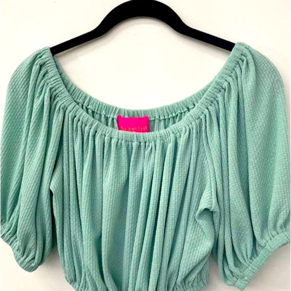New-Off Shoulder Crop Top